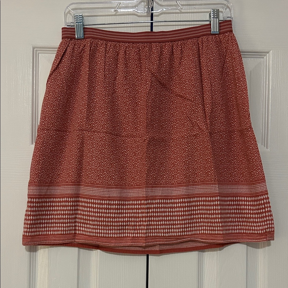 Old Navy Red Patterned Mini Skirt